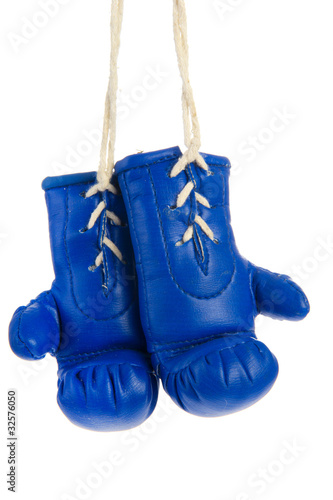 Blue boxing gloves © MartinW