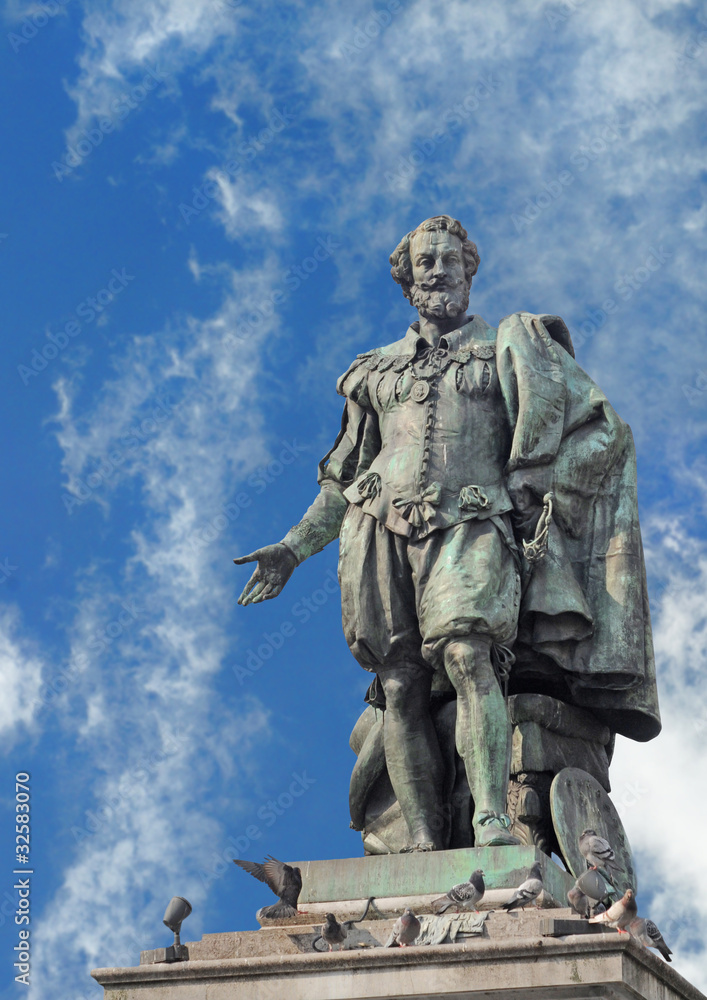 Rubens, Peter Paul, statue in bronze, Antwerp