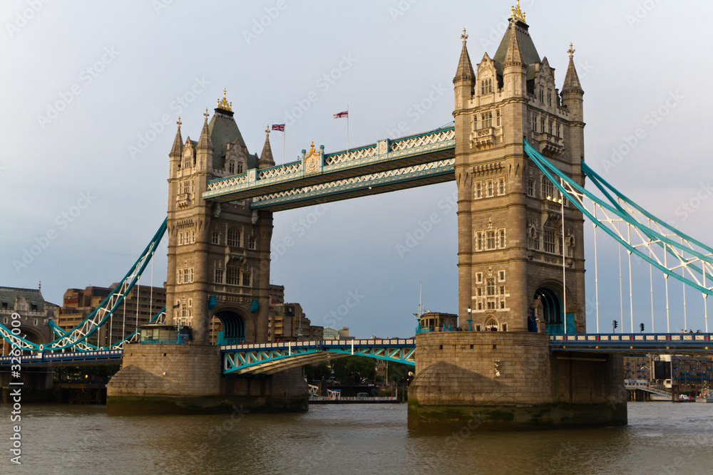 Fototapeta premium Tower Bridge, Themse, London