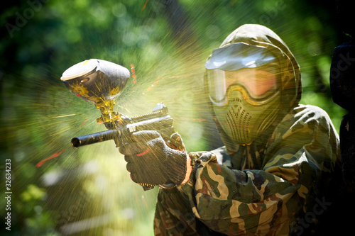 paintball player direct hit photo