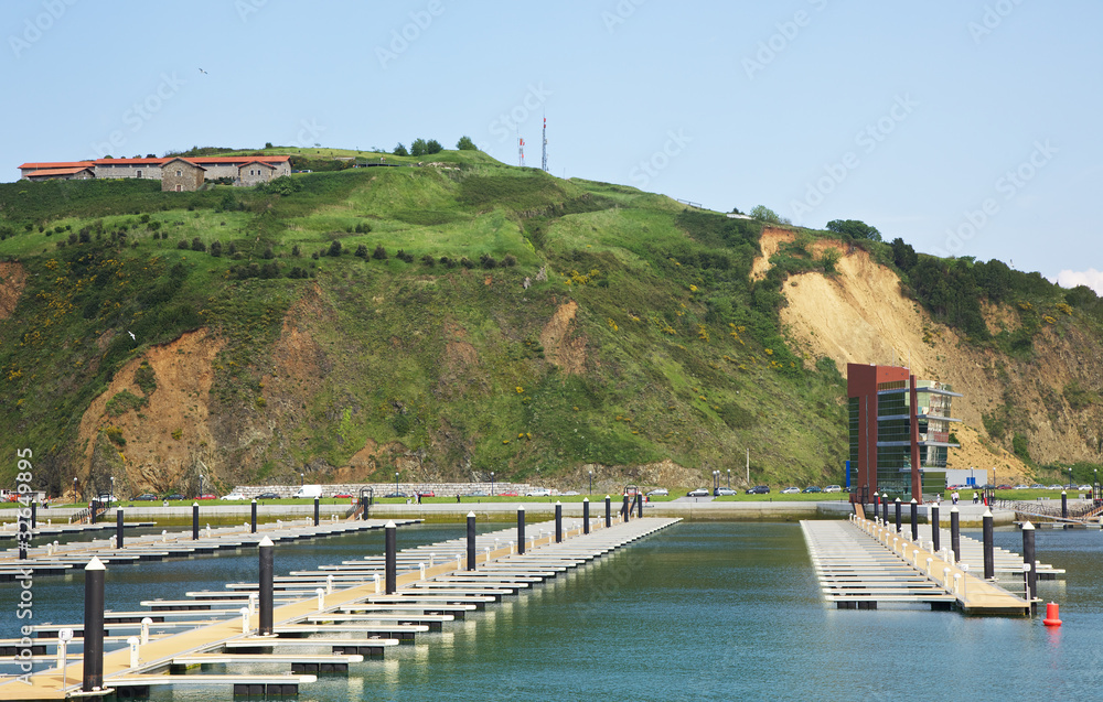 Nuevo puerto deportivo de Laredo