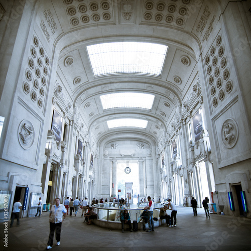 Milan station architecture