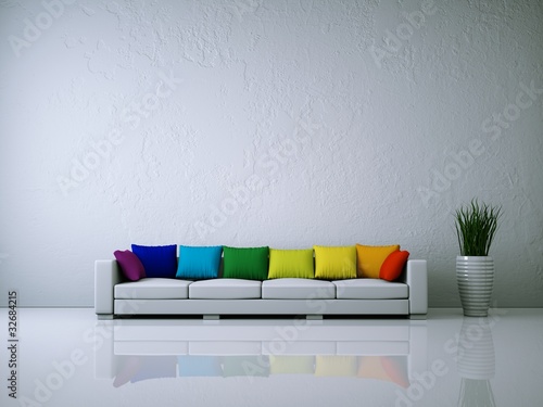 Weißes Sofa mit Kissen Regenbogenfarben