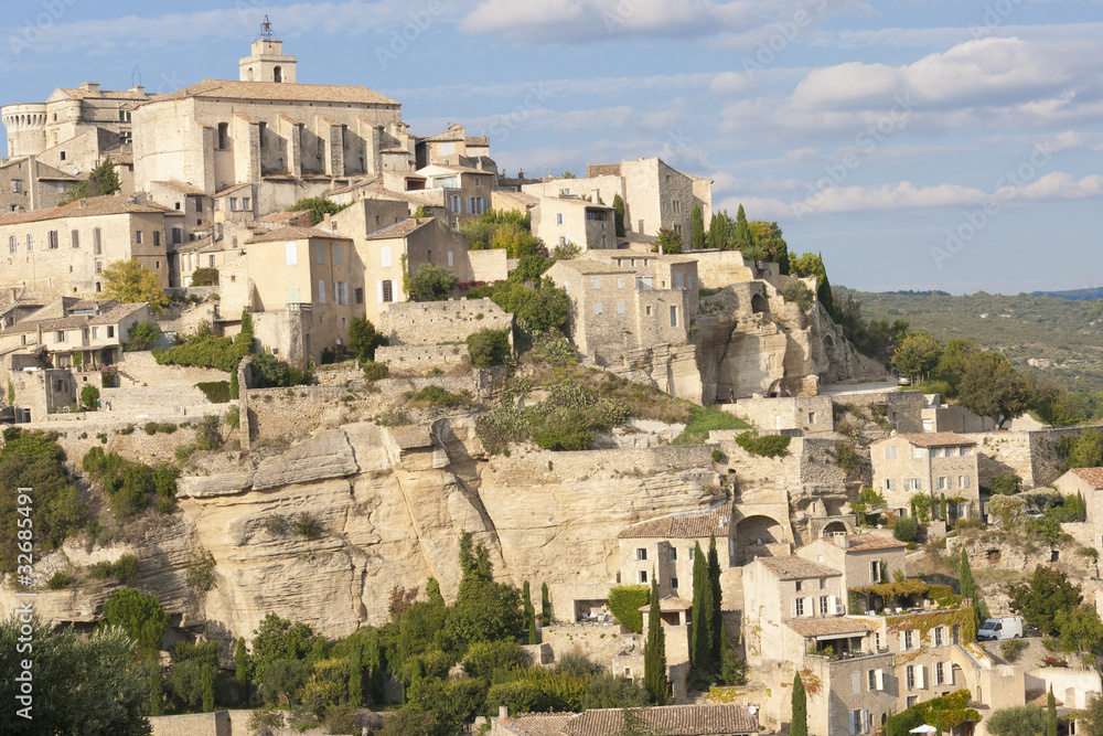 vieux village de Gordes en Provence, France
