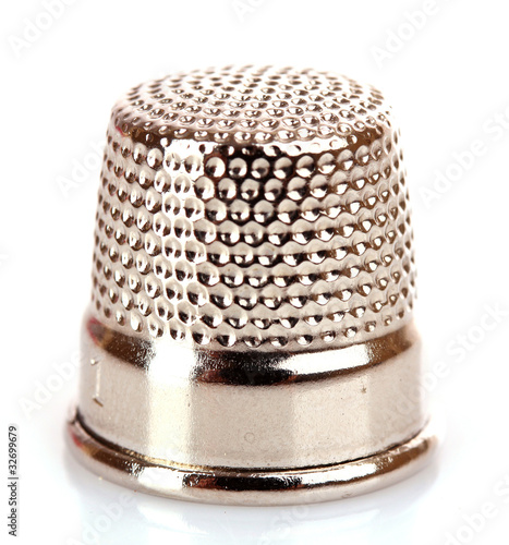 Φωτογραφία Silver thimble isolated on white