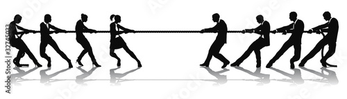Women versus men business tug of war competition