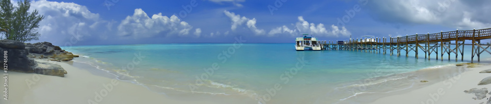 bateau de plongée et ponton en bois bateau de plongée et ponton en bois