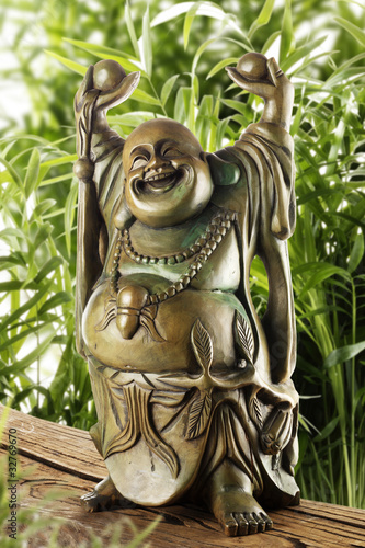 buddha lachend