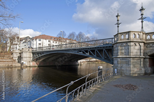 Schwanenwikbruecke photo