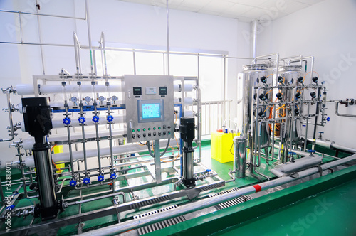 Cuadro en lienzo Water purification equipment