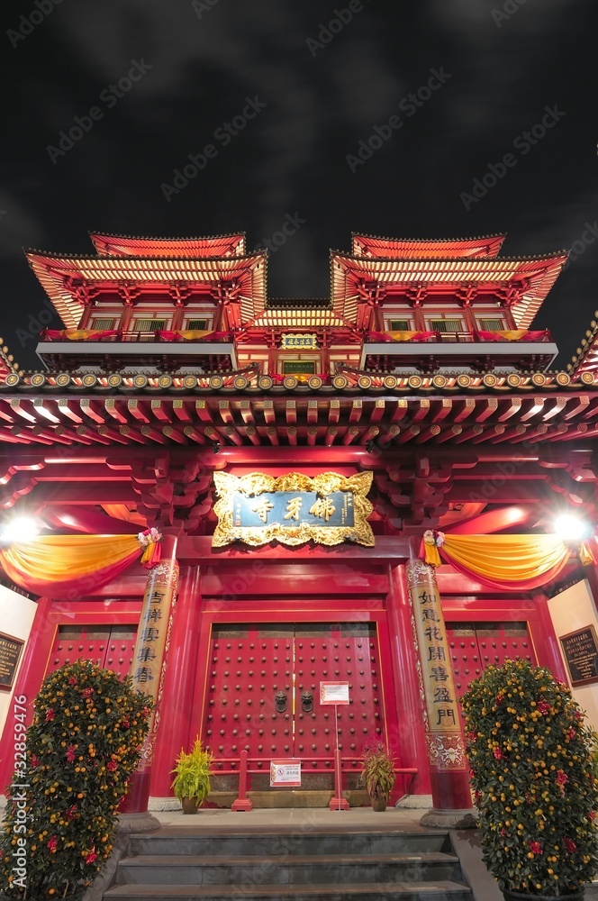 Fototapeta premium Asian style Buddhist temple