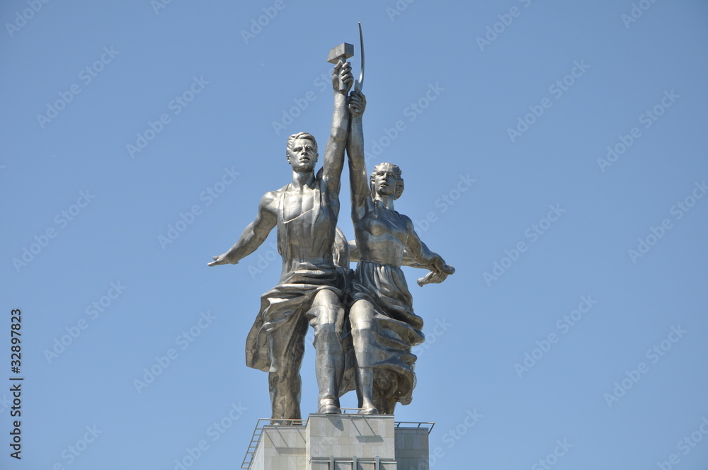 Monument in Moscow