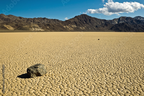 Wallpaper Mural Racetrack Playa, Death Valley National Park, California. Torontodigital.ca