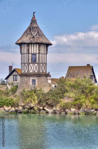 Moulin à Courseulles-Sur-Mer