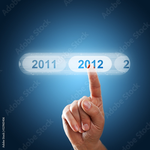 Obraz na płótnie Finger wählt per Touchscreen 2012 aus