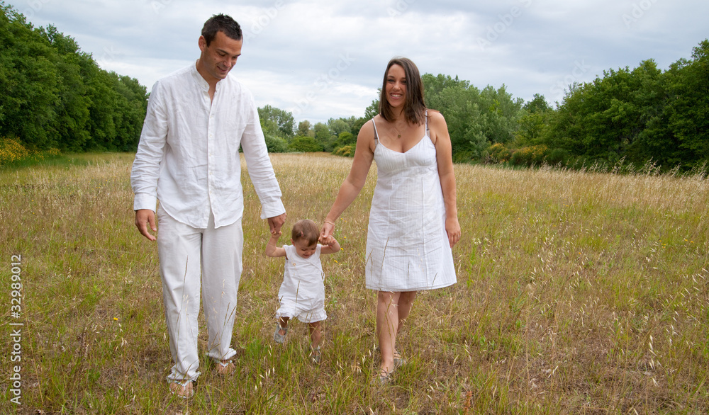 papa maman et enfant