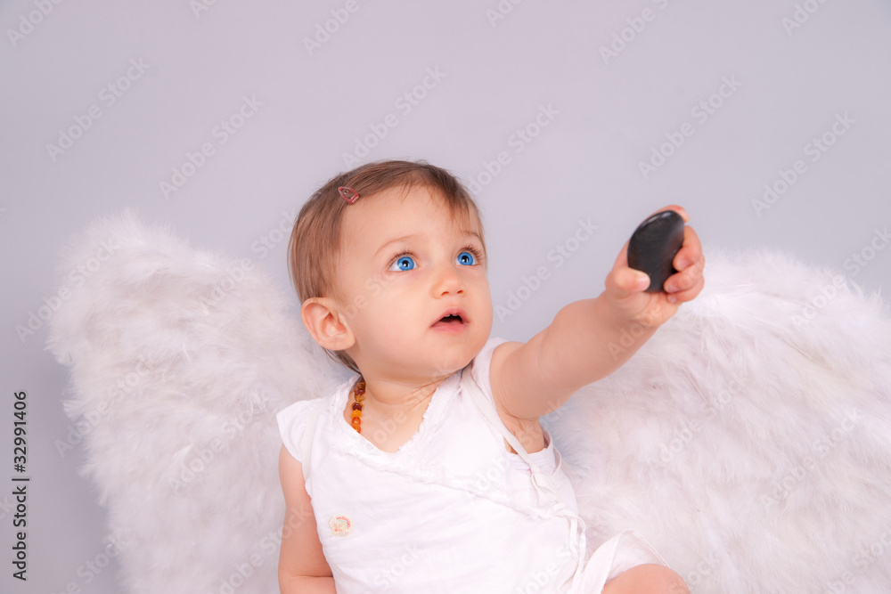 petit ange aux yeux bleus 03 Stock Photo | Adobe Stock