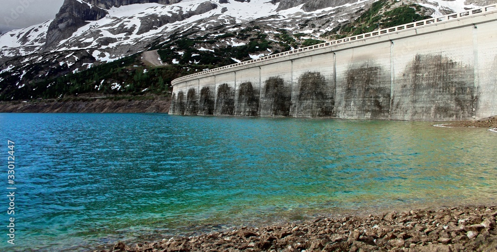 Fedaia Dam in Italy, Dam construction under Glacier Marmolada