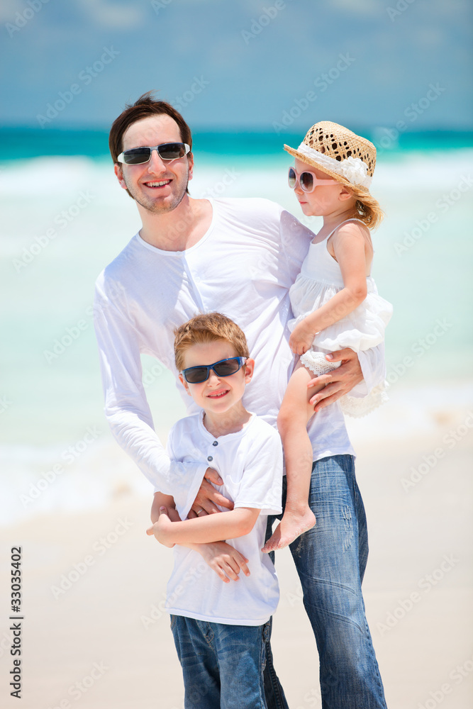 Family on Caribbean vacation