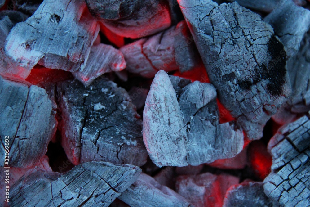 glühende holzkohle II StockFoto Adobe Stock
