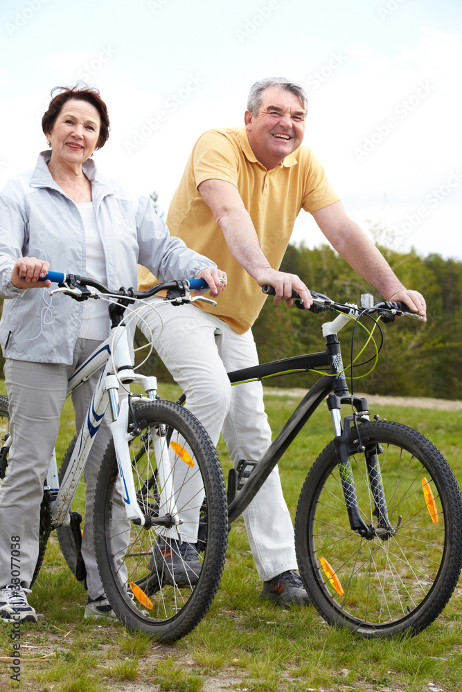 Obraz premium Cycling couple