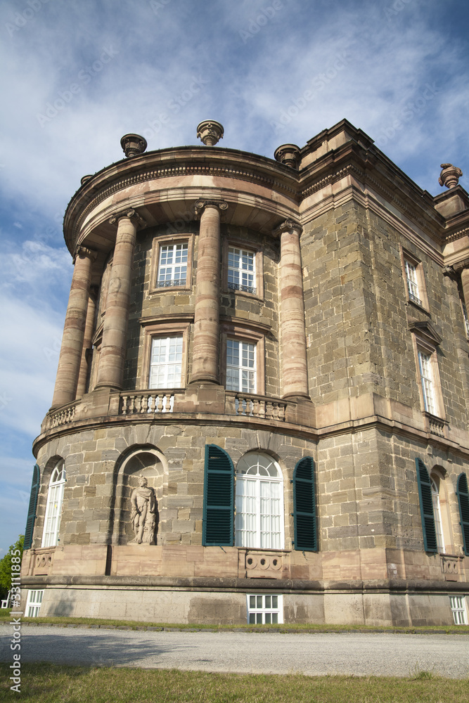 Naklejka premium Schloss Wilhelmshöhe (Kirchflügel)