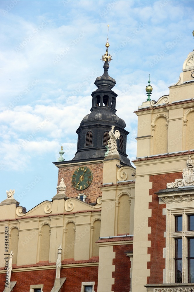 Suniennice i ratusz w Krakowie