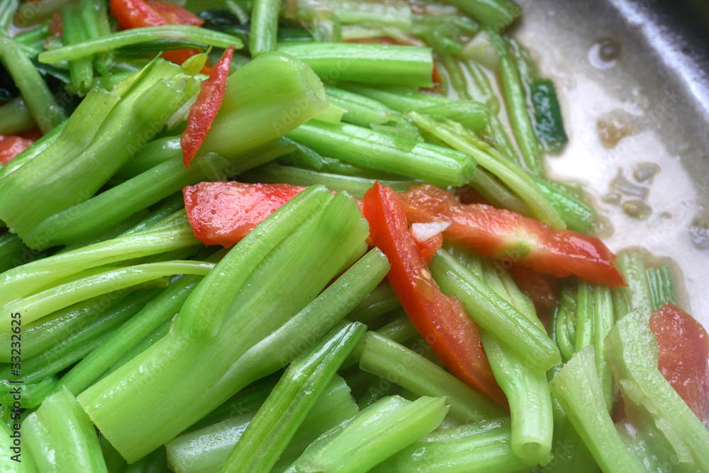 Spinach and tomato