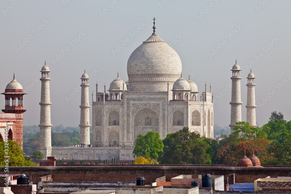 Taj Mahal located in Agra 21