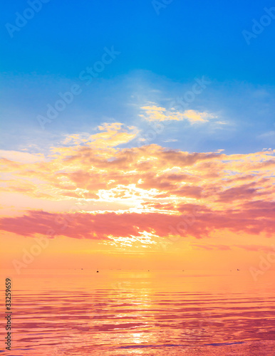 Rising Sun Panorama © alma_sacra