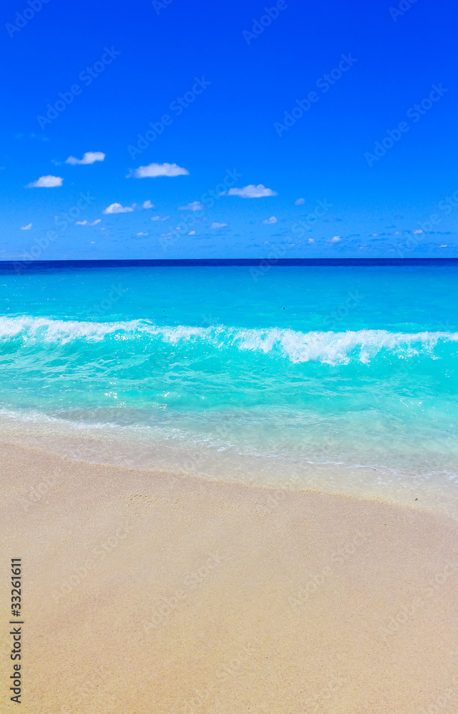 Obraz premium Tide Waves Splashing