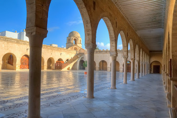 Deken met foto Tunesië Binnenplaats Grote Moskee van Sousse  © Cisek Ciesielski