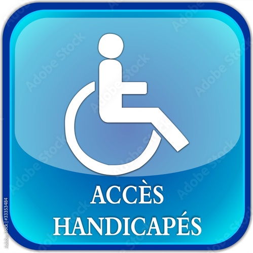 bouton accès handicapés