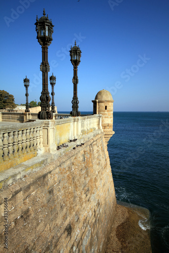 Cádiz, paseo junto al mar - walk by the sea