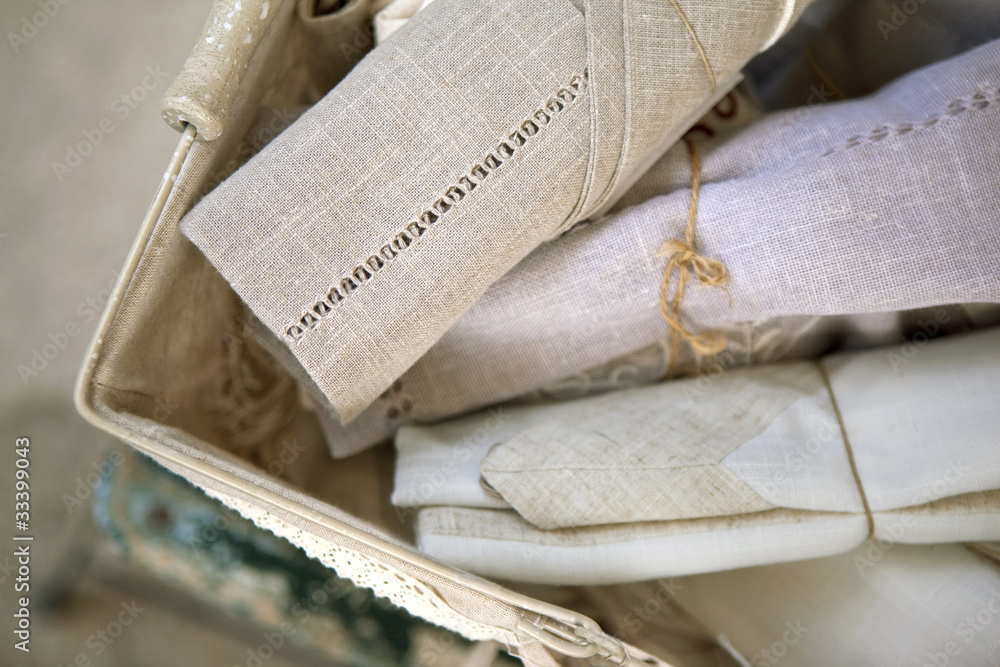 Linge, drap, tissu, marché, brocante, lin, ancien, objet Stock Photo |  Adobe Stock