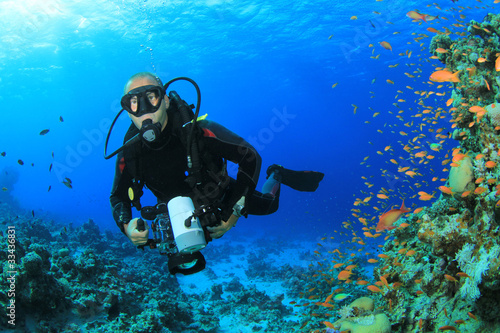 Underwater Photographer on Coral Reef © Richard Carey