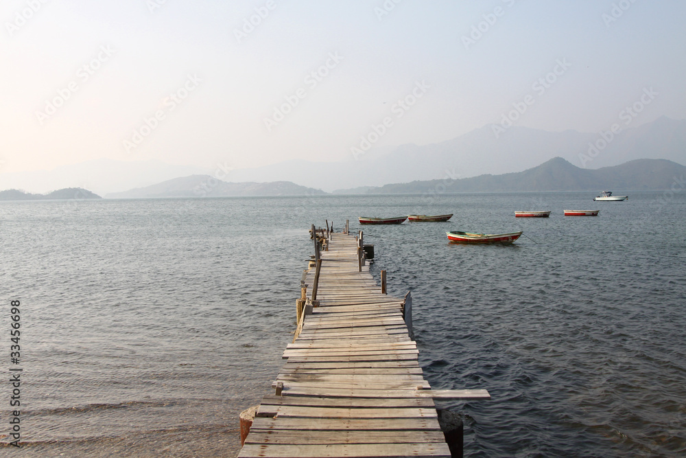 Obraz premium Wooden pier