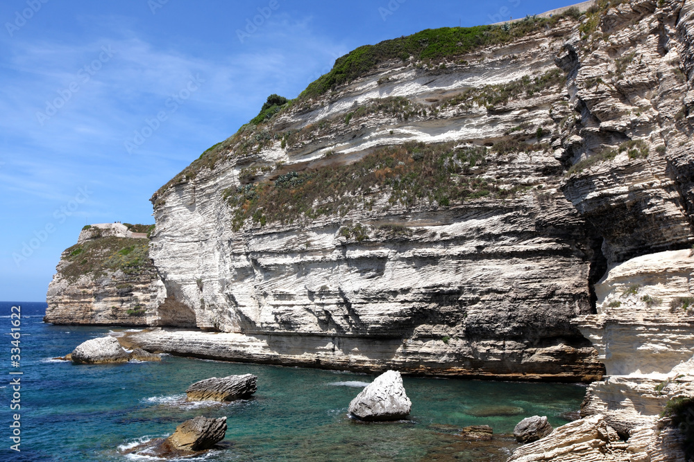 Fototapeta premium Limestone cliff bay on the Mediterranean