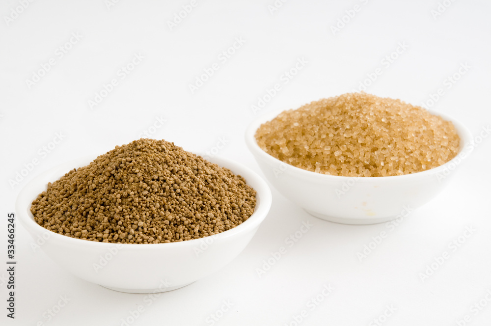 Vollrohrzucker und brauner Zucker StockFoto Adobe Stock