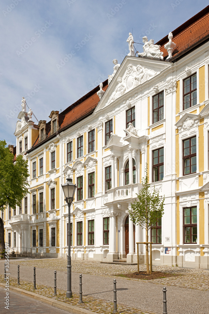 Das Landtagsgebäude am Domplatz in Magdeburg