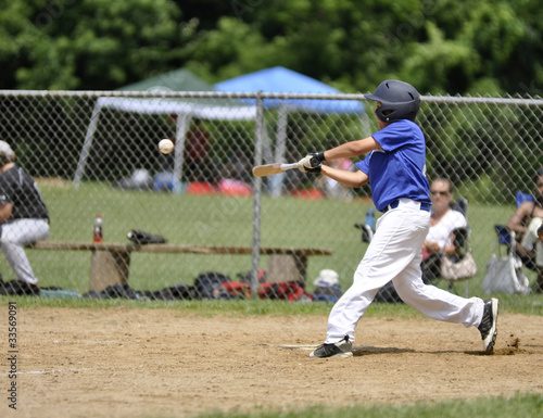 Bilde på lerret little league baseball player