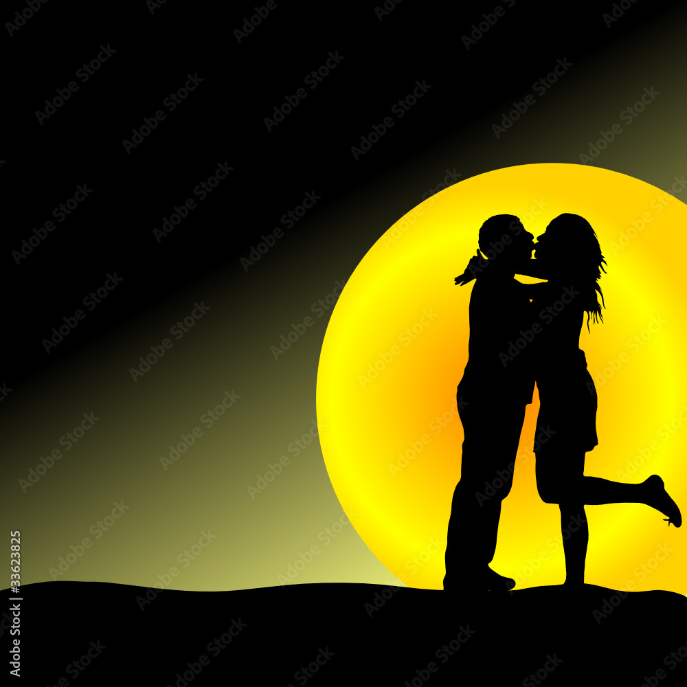 couple kiss in front of the sun