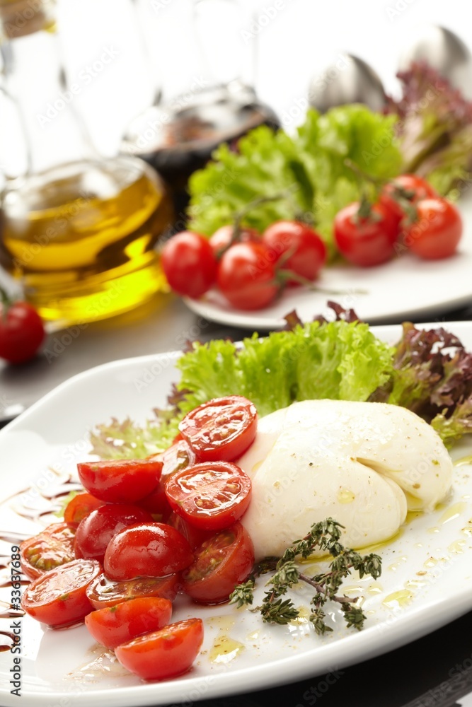 tomatoes with mozzarella