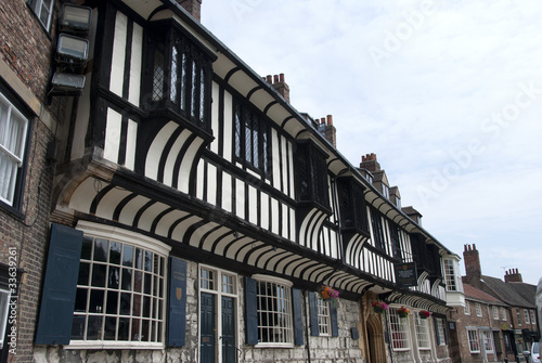Tudor Building showing black and white detail