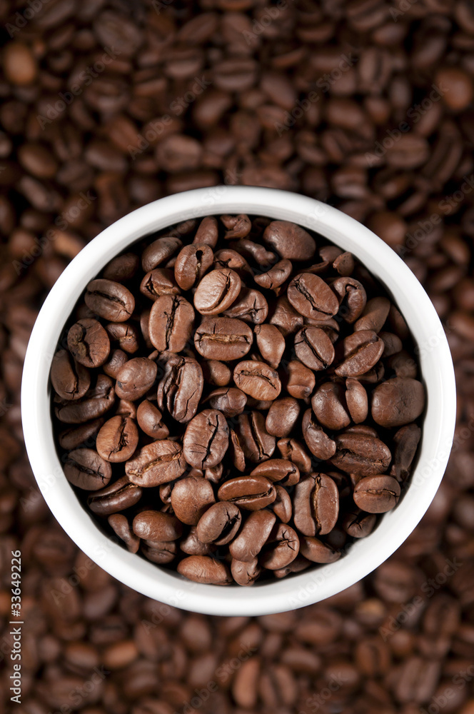 Fototapeta premium Coffee beans, coffee cup
