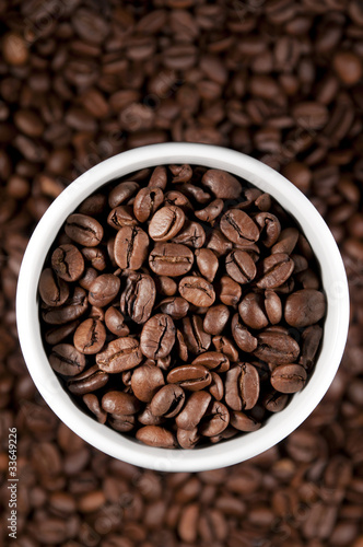 Fototapeta Naklejka Na Ścianę i Meble -  Coffee beans, coffee cup