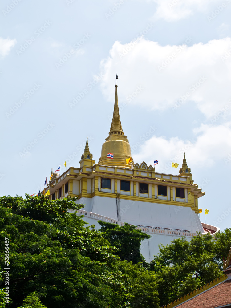 Naklejka premium Golden pagoda on the top of Wat Saket , Bangkok Thailand