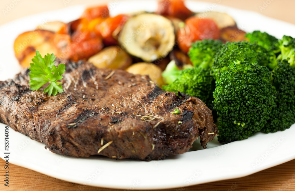 Grilled steak with mixed vegetables