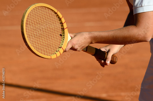 Wooden tennis racket © Chibimarco