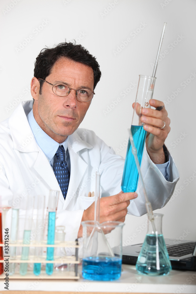 Scientist in laboratory Scientist in laboratory